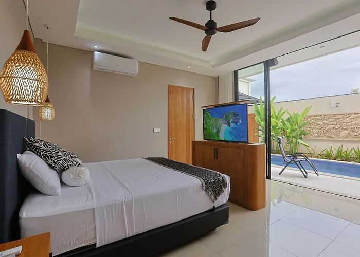 Bali Moon